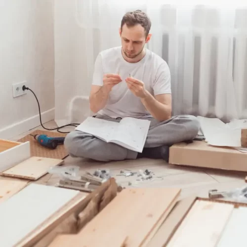 Smart Solutions: Easy DIY Furniture Plans for Small Spaces 