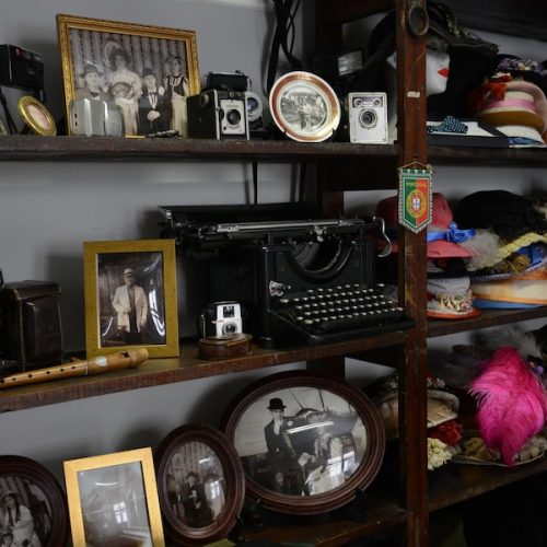 The Art of Curating: How to Build and Showcase Your Vintage Collection